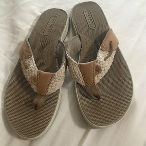 Sperry Flip Flops